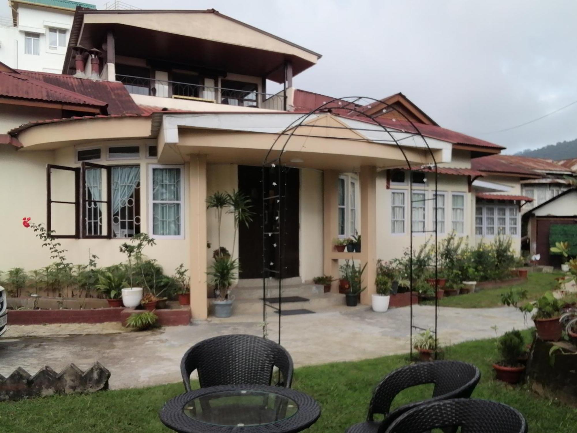 Montevideo Boutique Homestay Shillong Exterior photo